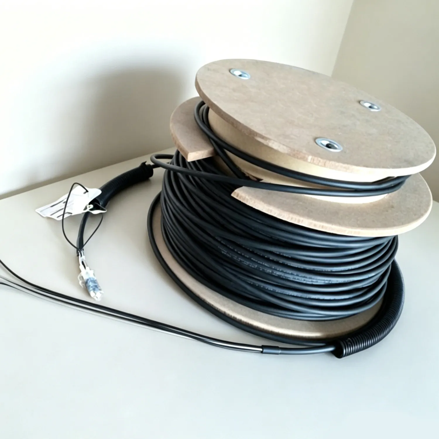 FTTA fiber cable cross-section showing flame-retardant simplex sub-units